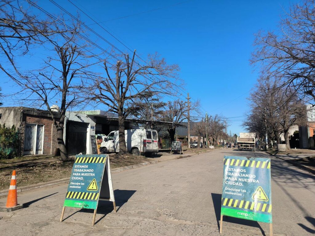 El Municipio interviene en calle Libertad para resolver los problemas generados por una obra inconclusa