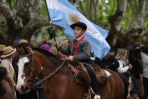 Marcos Paz conmemoró un nuevo aniversario: Homenaje al Dr. Marcos Paz y fiesta en Quinta Devoto