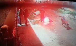 La Matanza: Asesinaron de diez disparos a un joven e hirieron a otros tres en González Catán